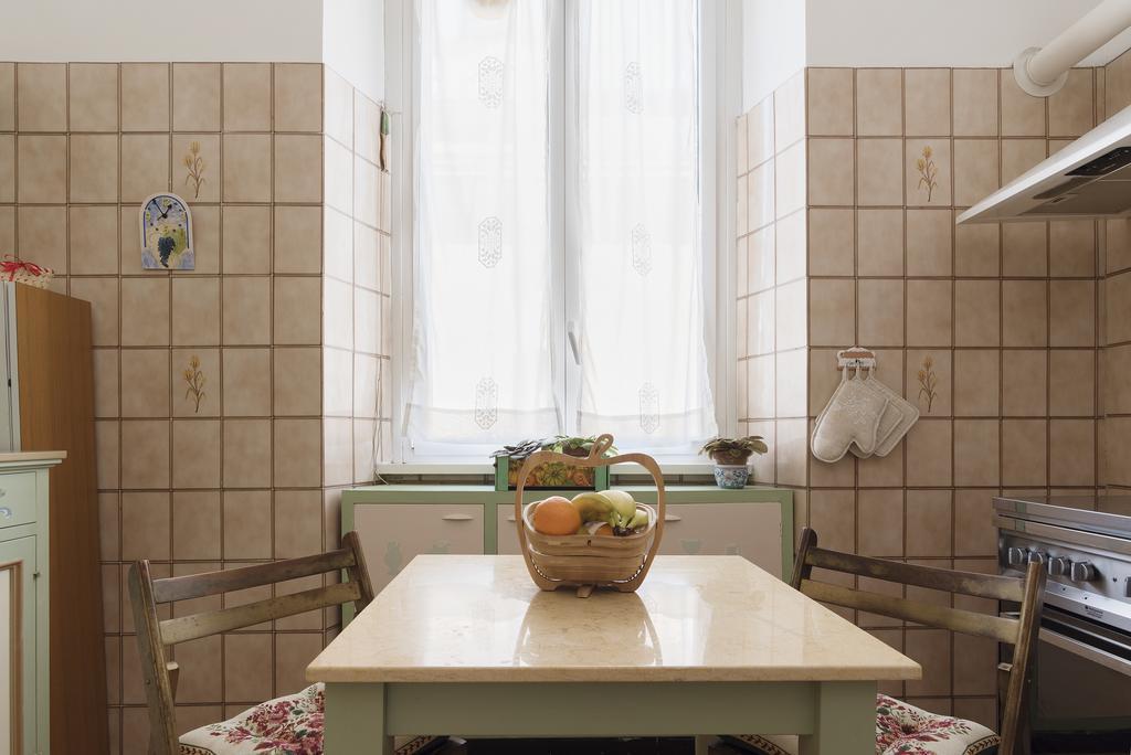 Flower'S Market Apartment - Charme Holidays Rzym Zewnętrze zdjęcie