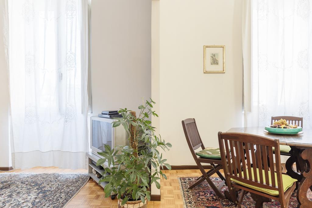 Flower'S Market Apartment - Charme Holidays Rzym Zewnętrze zdjęcie